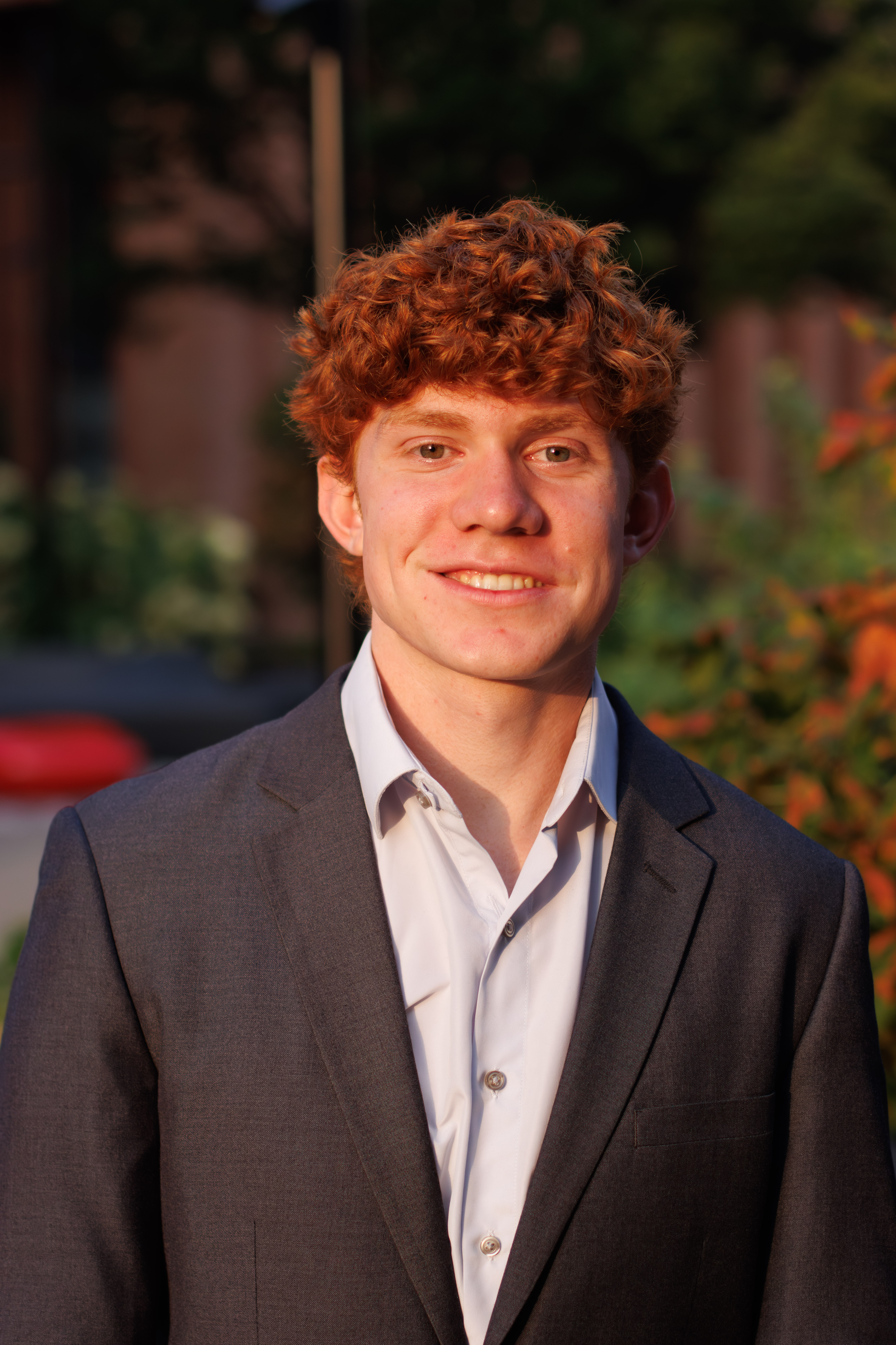 Daniel Edwards Headshot